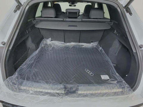 2025 Audi SQ5 quattro Premium Plus TFSI