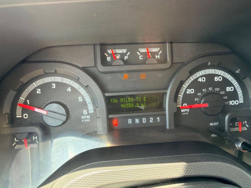 2013 Ford E-Series E-350 SD