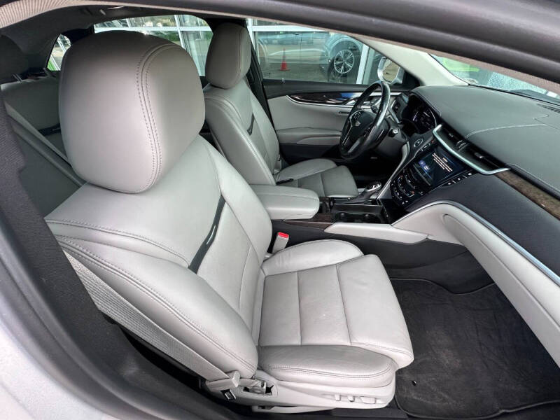 2017 Cadillac XTS Luxury