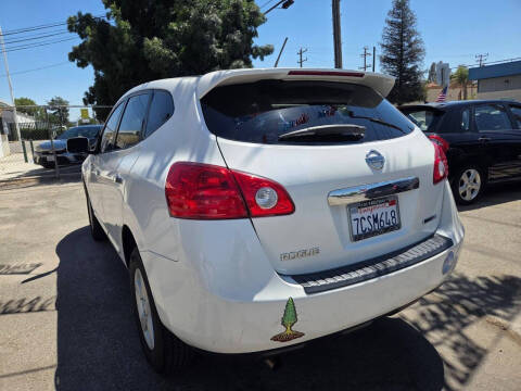 2013 Nissan Rogue S