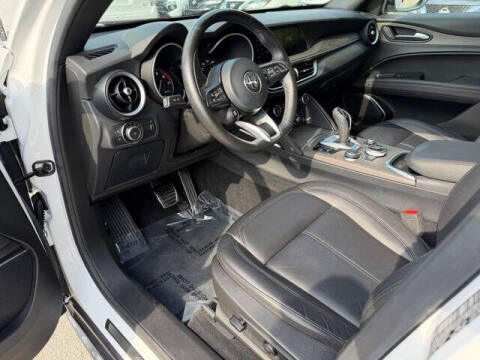 2022 Alfa Romeo Stelvio Ti