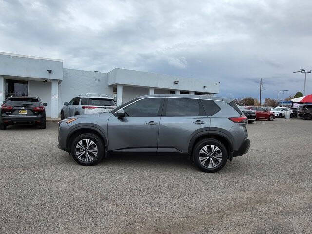 2022 Nissan Rogue SV