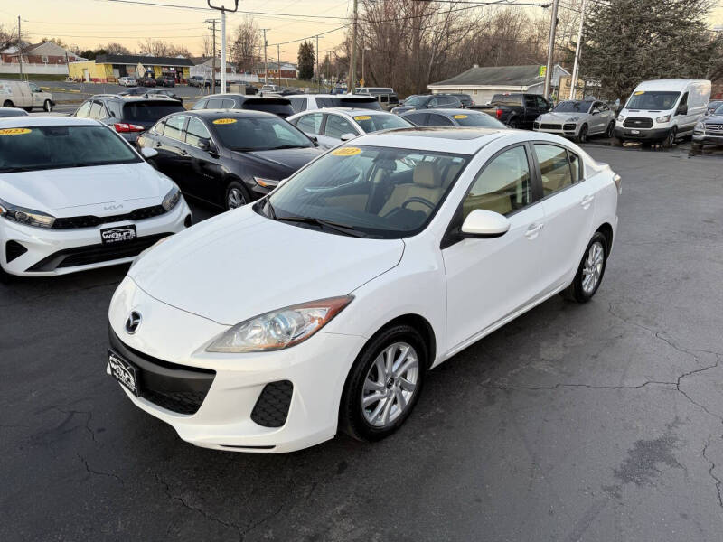 2013 Mazda MAZDA3 i Grand Touring