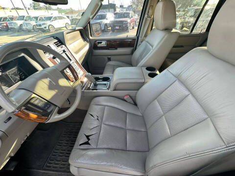 2011 Lincoln Navigator
