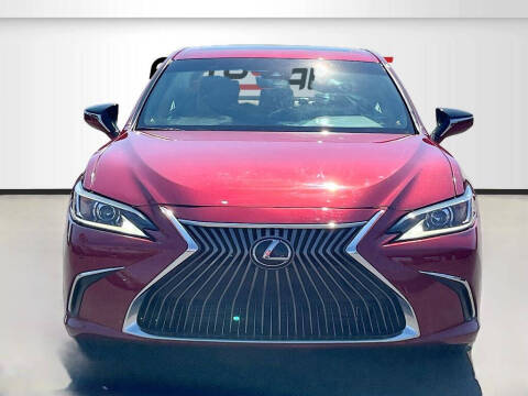 2025 Lexus ES 300h
