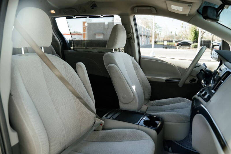 2011 Toyota Sienna