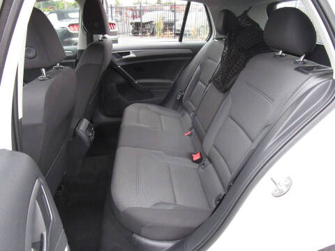 2019 Volkswagen e-Golf SE