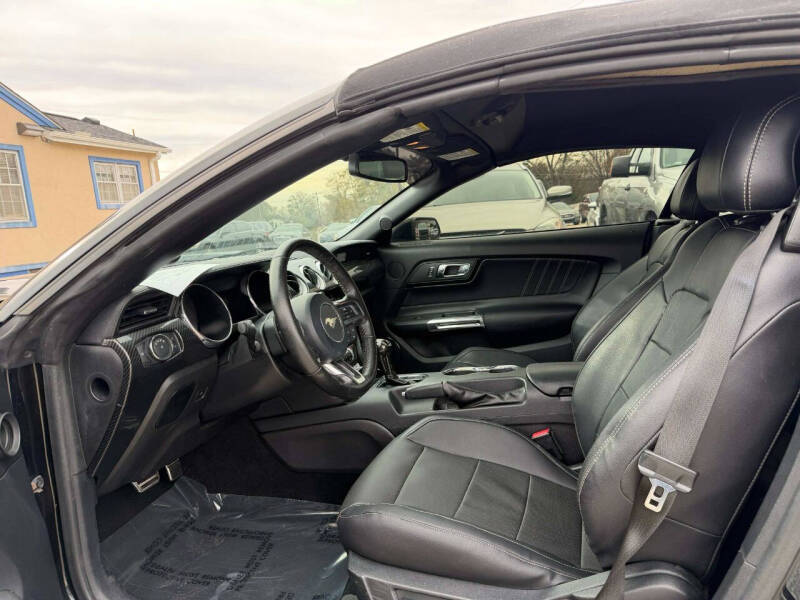 2017 Ford Mustang EcoBoost Premium