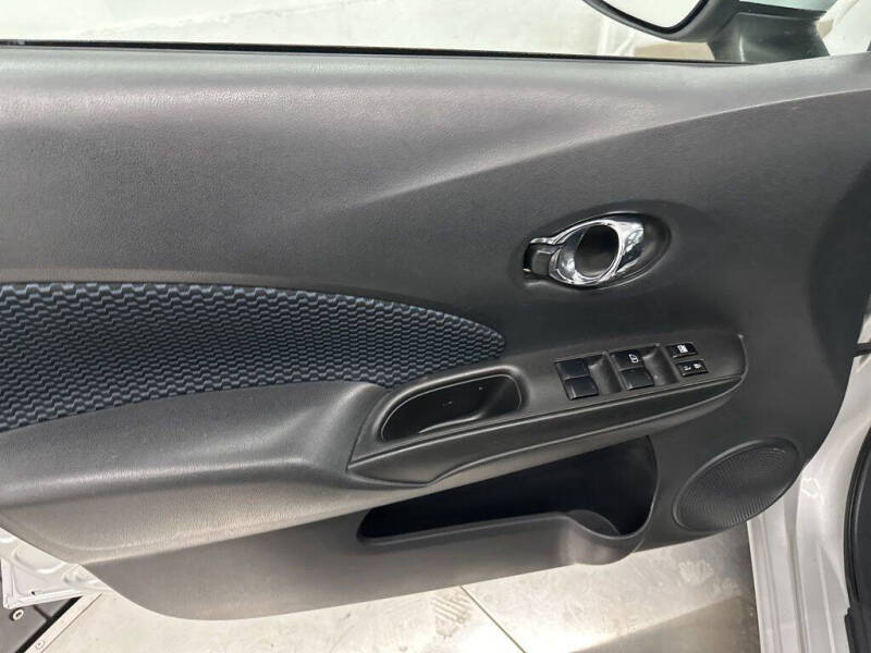 2017 Nissan Versa Note SV