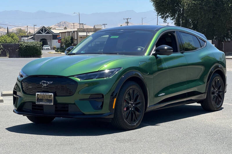 2025 Ford Mustang Mach-E Premium