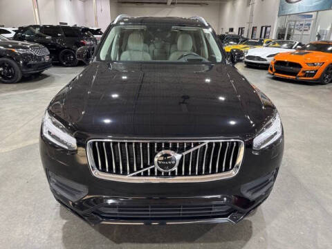 2022 Volvo XC90 T5 Momentum