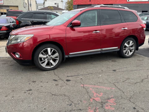 2013 Nissan Pathfinder Platinum