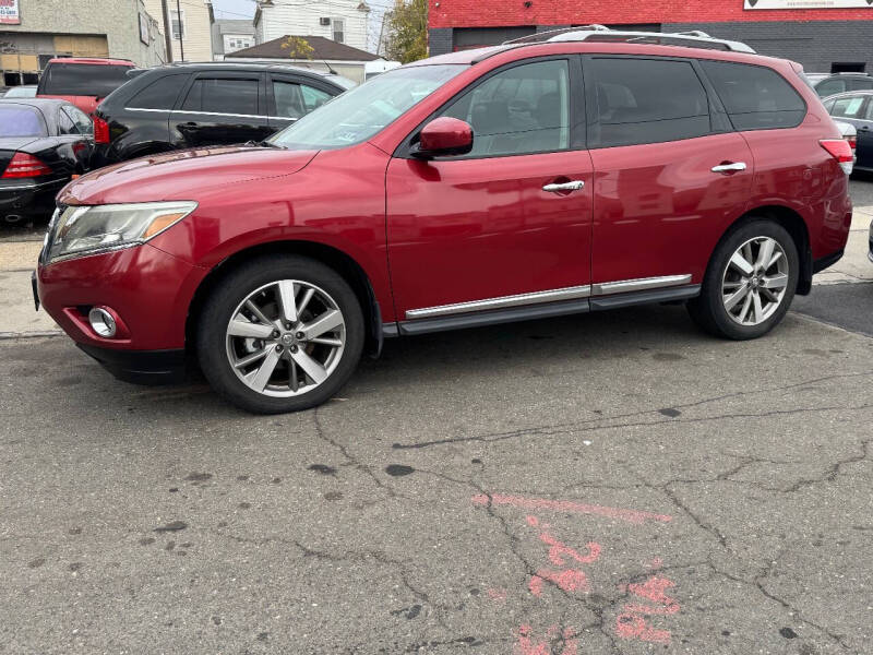 2013 Nissan Pathfinder Platinum