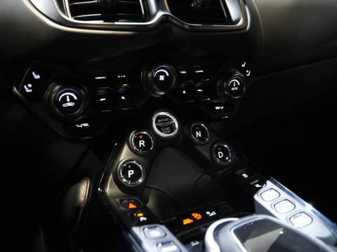 2019 Aston Martin Vantage