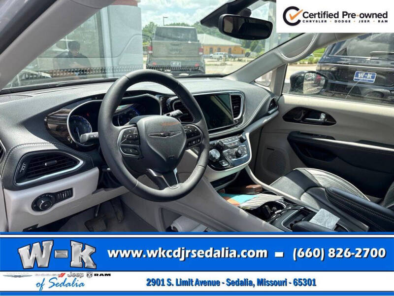 2024 Chrysler Pacifica Limited