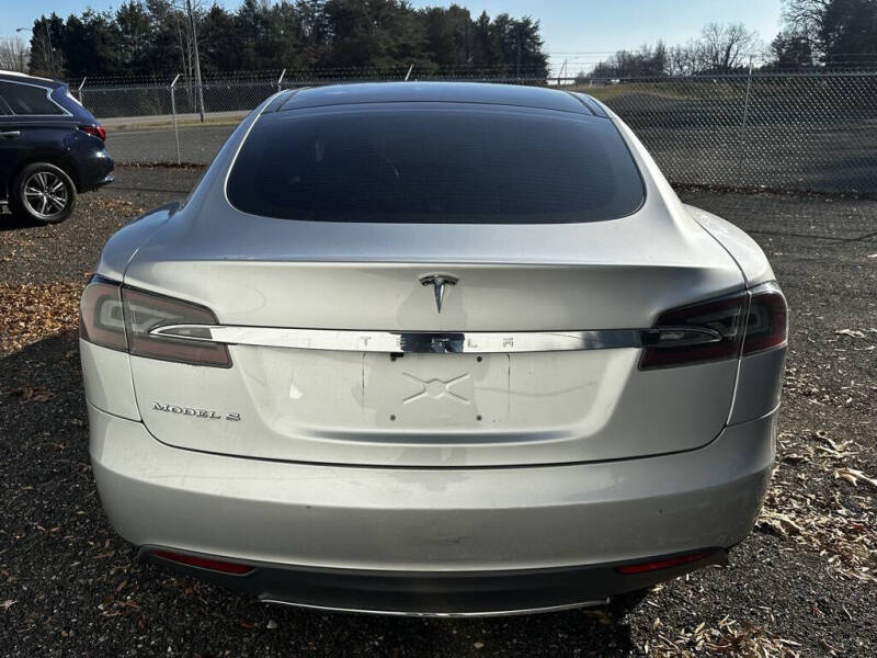 2014 Tesla Model S