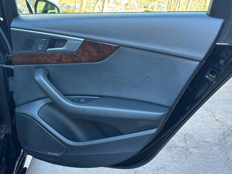 2017 Audi A4 2.0T quattro Premium Plus