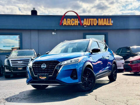 2023 Nissan Kicks SR