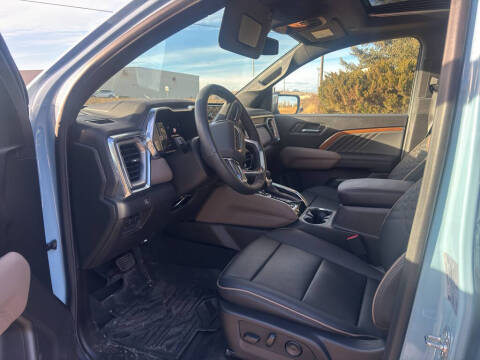 2025 GMC Canyon Denali