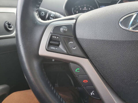 2017 Hyundai Veloster Value Edition