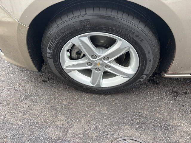 2022 Chevrolet Malibu LS