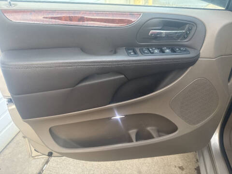 2014 Chrysler Town and Country Limited