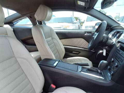 2014 Ford Mustang V6 Premium