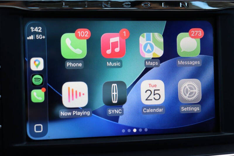 2018 Lincoln Continental Select