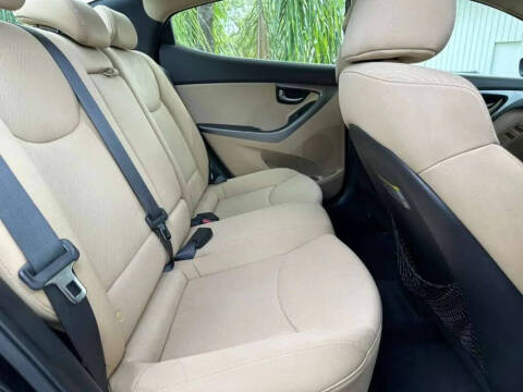 2012 Hyundai Elantra