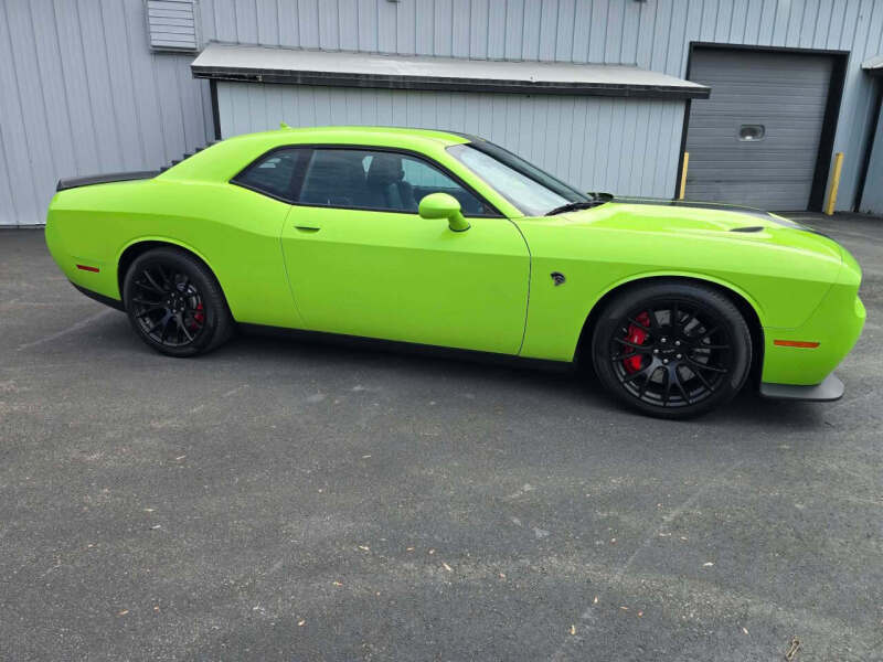 2015 Dodge Challenger SRT Hellcat