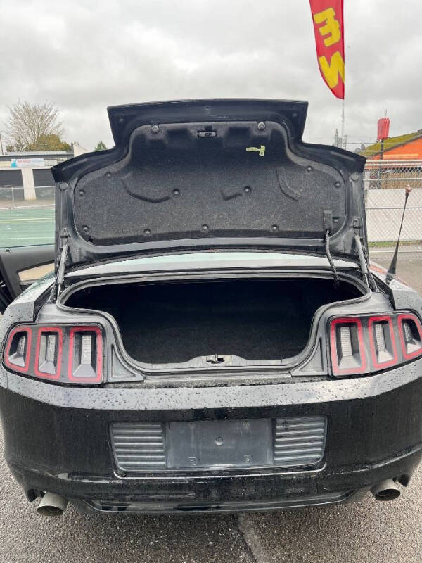 2014 Ford Mustang V6