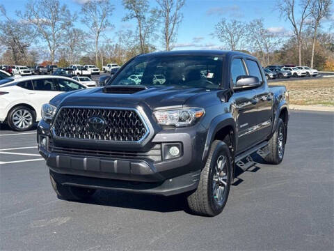 2018 Toyota Tacoma for sale at CON ALVARO ¡TODOS CALIFICAN!™ in Columbia TN