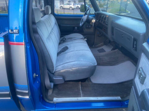 1992 Dodge RAM 150 LE