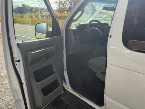 2009 Ford E-Series E-350 SD XL