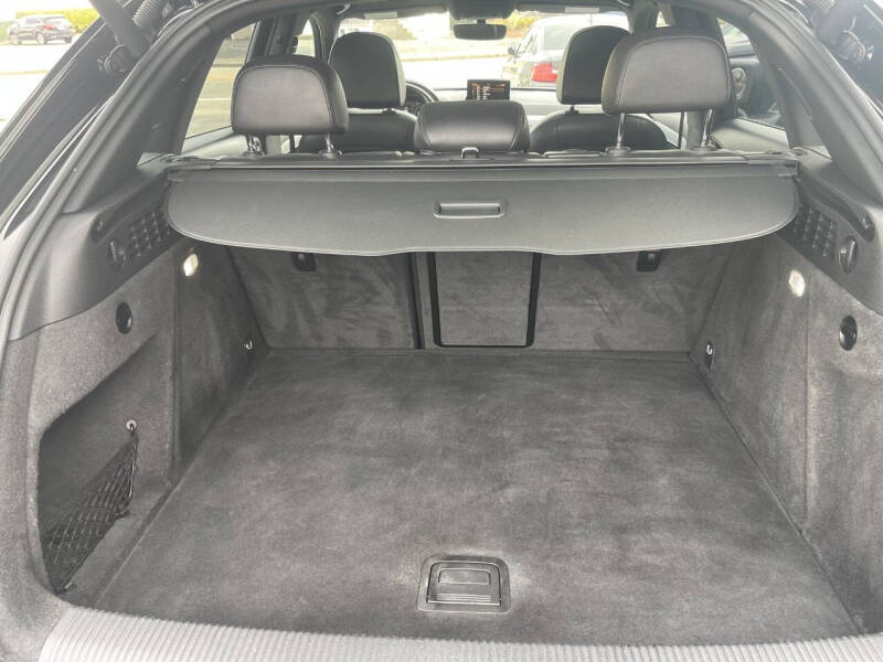 2018 Audi Q3 2.0T quattro Premium