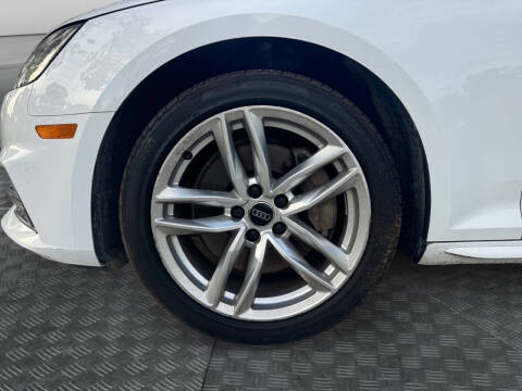 2017 Audi A4 2.0T quattro Premium