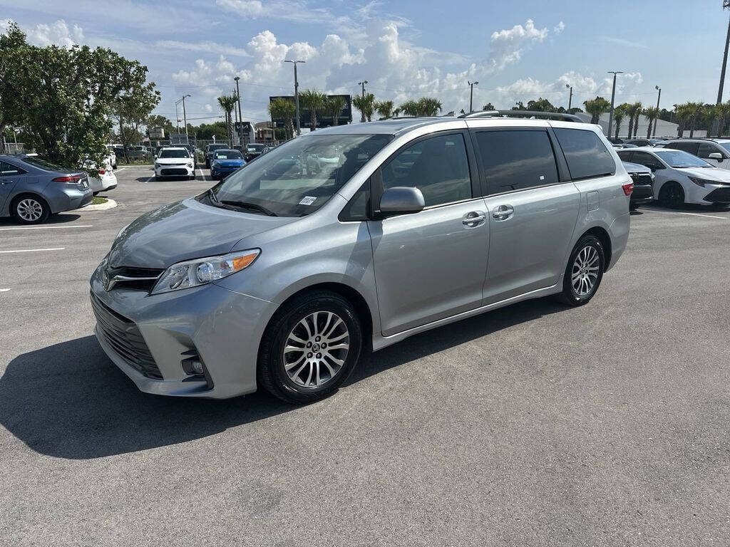 2019 Toyota Sienna For Sale