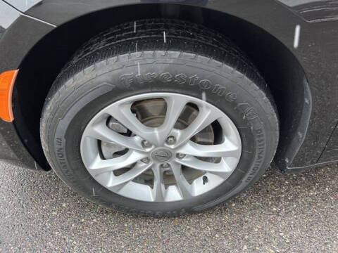 2022 Chrysler Pacifica Touring