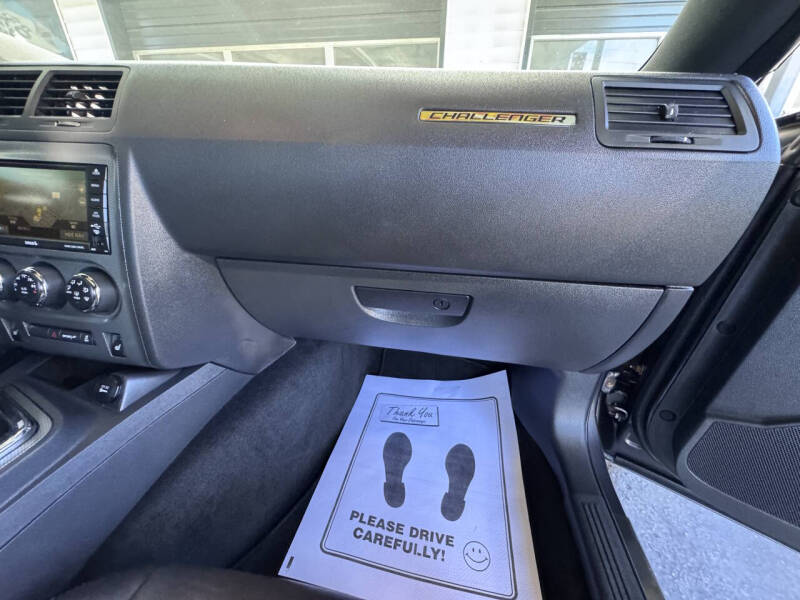 2013 Dodge Challenger R/T Plus