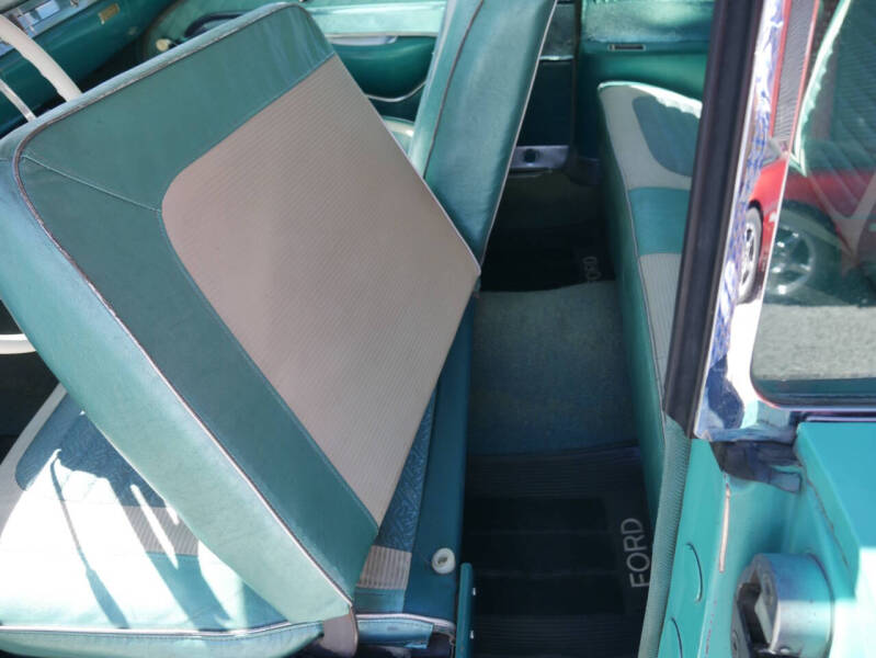 1959 Ford Skyliner