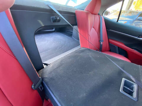 2019 Toyota Camry XSE