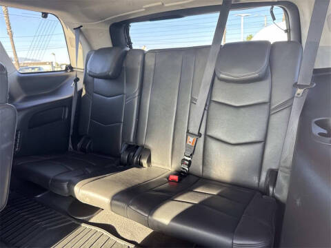 2020 Cadillac Escalade Luxury