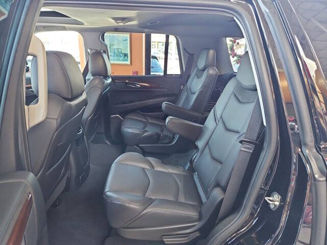 2019 Cadillac Escalade Luxury