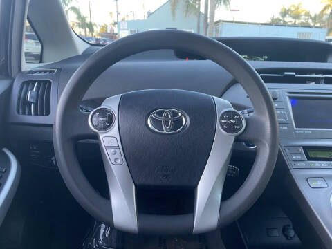 2013 Toyota Prius Three