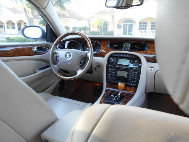 2004 Jaguar XJ-Series for sale at PORT TAMPA AUTO GROUP LLC in Riverview FL