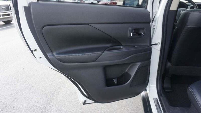 2015 Mitsubishi Outlander SE