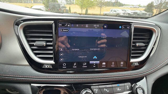 2024 Chrysler Pacifica Plug-In Hybrid Pinnacle