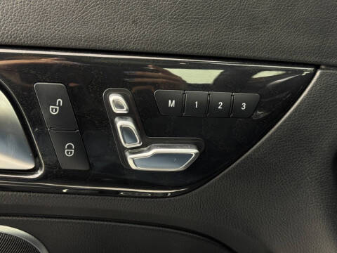 2019 Mercedes-Benz SLC SLC 300