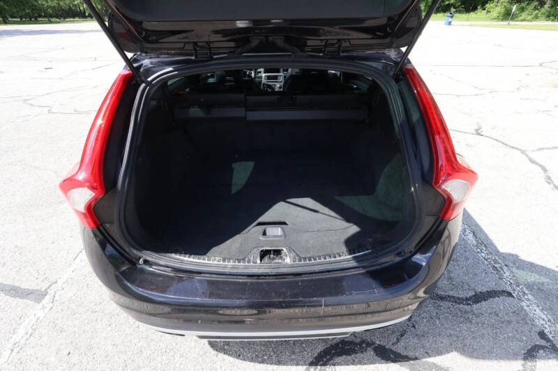 2015 Volvo V60 T5 Premier Plus
