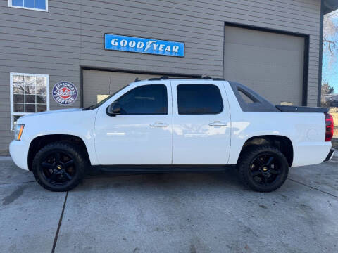 2012 Chevrolet Avalanche LS